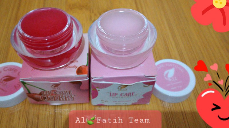 Lip care SR12:💋Membantu mengatasi bibir kering dan pecah-pecah 💋Melembabkan bibir💋Menutrisi bibir💋Mencerahkan bibir hitam/mengembalikan warna alami bibir💋Tidak menyebabkan bibir hitam 💋Berbahan dasar dominan herbal alami 💋sudah BPOMTersedia 2 varian:🌺Lip care cherry 🌸Lip care Natural (jika di perlukan bagi pria bisa pilih yang natural ini karena tidak tampak berwarna)Yuk buruan diorder,  bibir sehat dan kenyal serta cerah AlamiWA/telegram 👉0821-5799-8873AGEN RESMI SR12 HERBAL SKINCARE BALIKPAPAN, KAL-TIMAtau kunjungi toko online kami di👇 